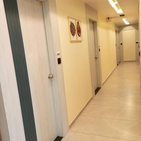 Hotel R K Villa Ahmedabad Eksteriør billede